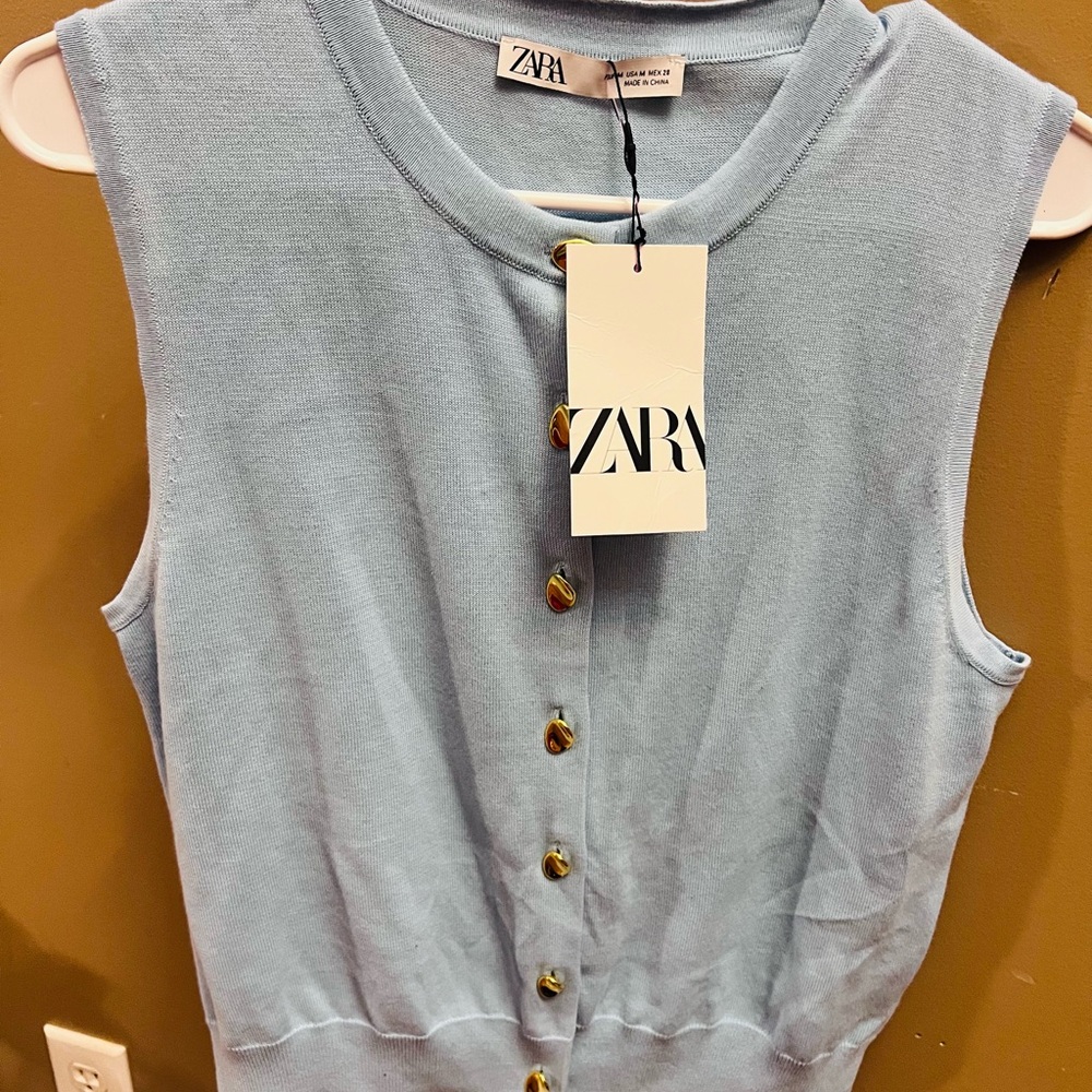 Zara Women's Light Blue Button-Up Tank Top